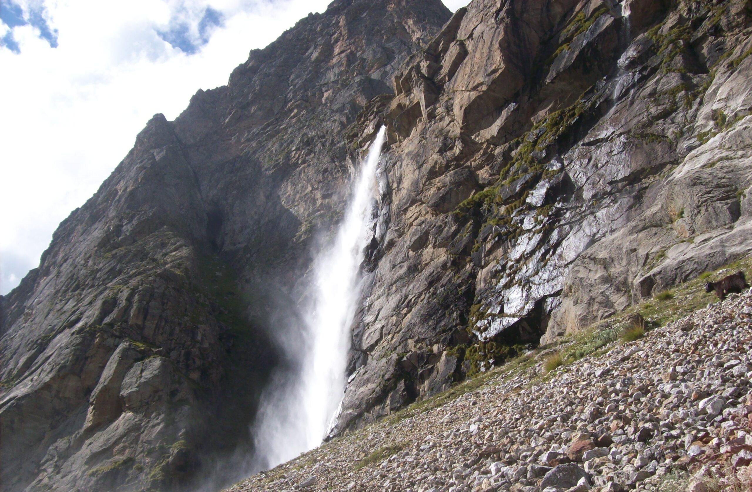 Vasudhara_Fall